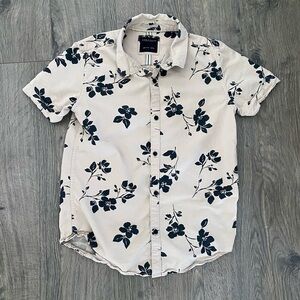 Denim & Flower Boys Floral Short Sleeve Dress Shirt Hawaiian 11/12 button down